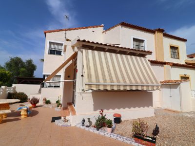 South-facing 2-bedroom quad villa in Algorfa with glazed terrace and communal pool views, Montebello, Costa Blanca